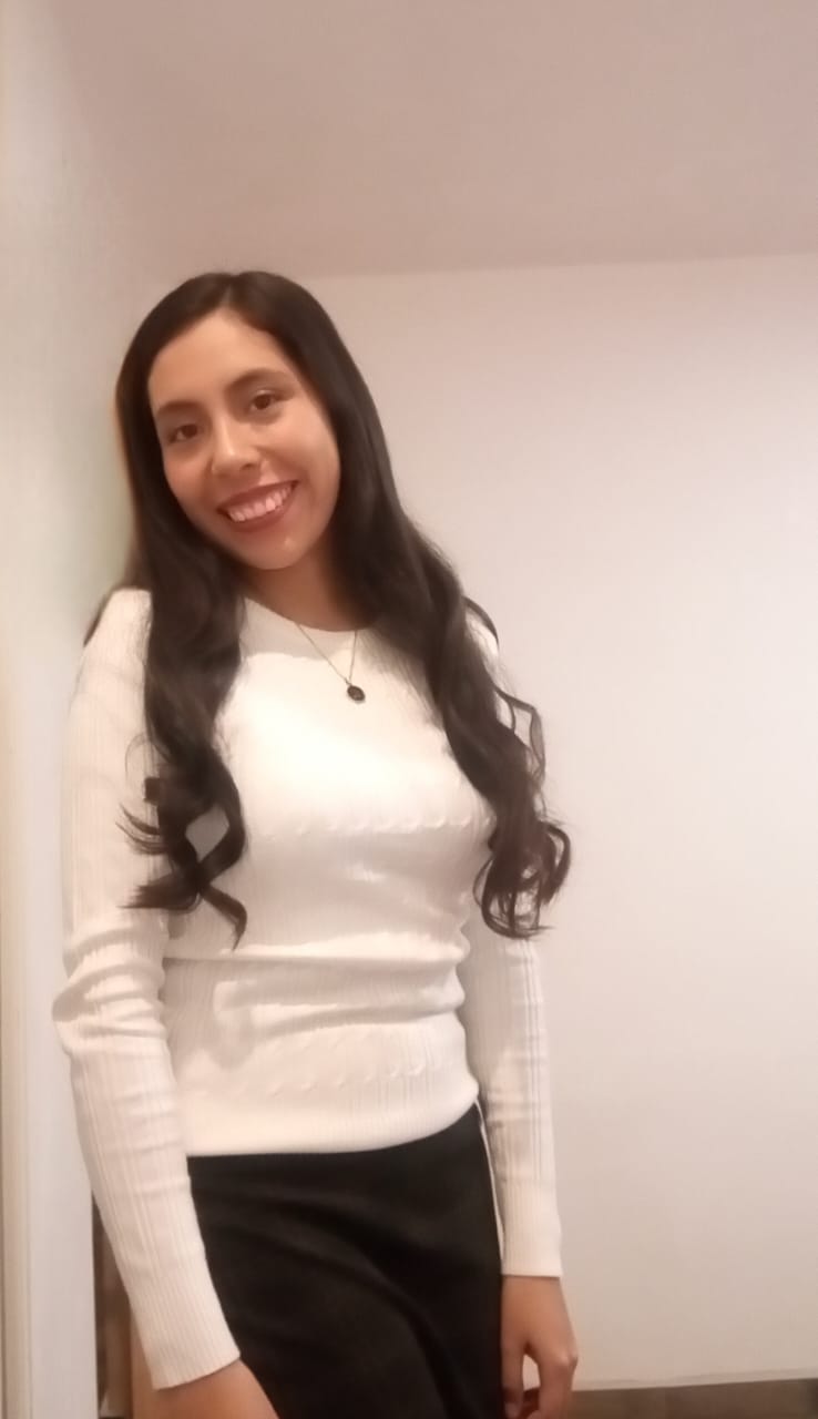GRACIAS A NUESTRA VOLUNTARIA ESTUDIANTE EN PSICOLOGIA KARLA.