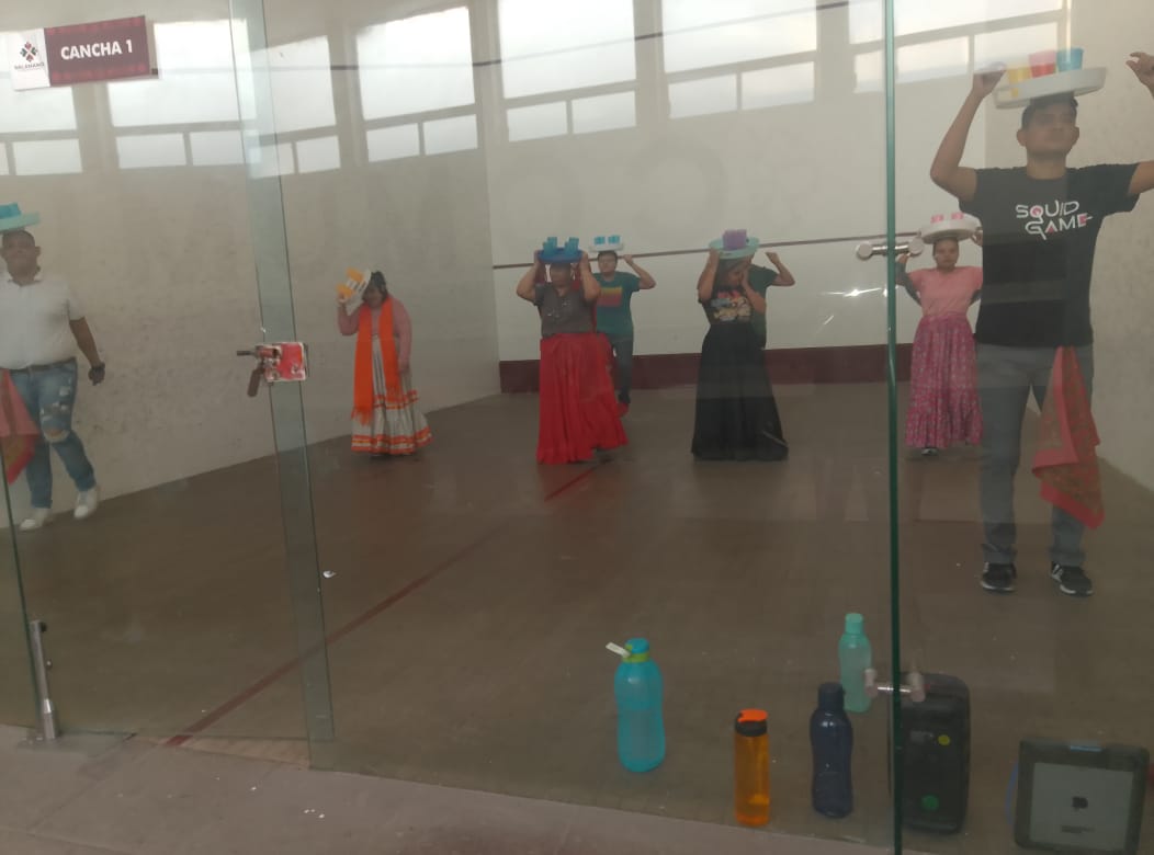 AGRADECEMOS A LA ESCRITORA OLGA BOBADILLA Y DEMAS EQUIPO.