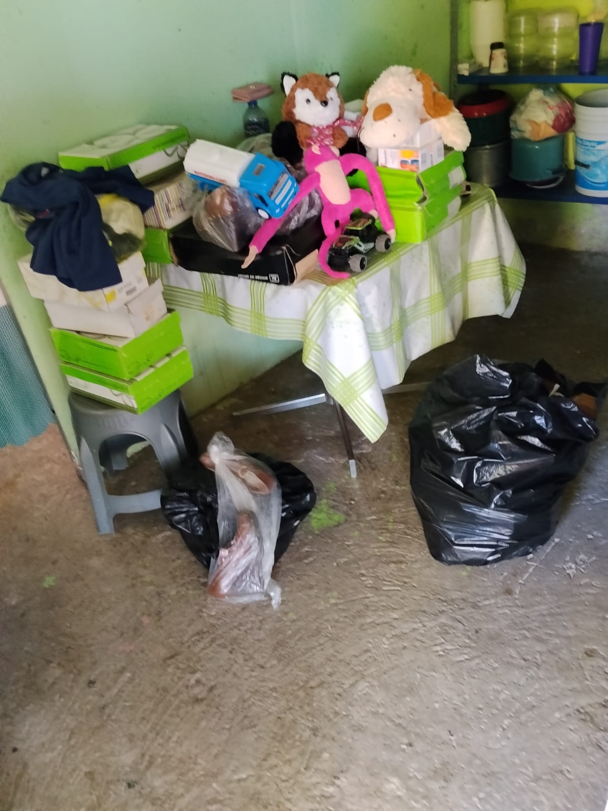 EN CRISSAN VALLE DE SANTIAGO SEGUIMOS APORTANDO JUGUETES.