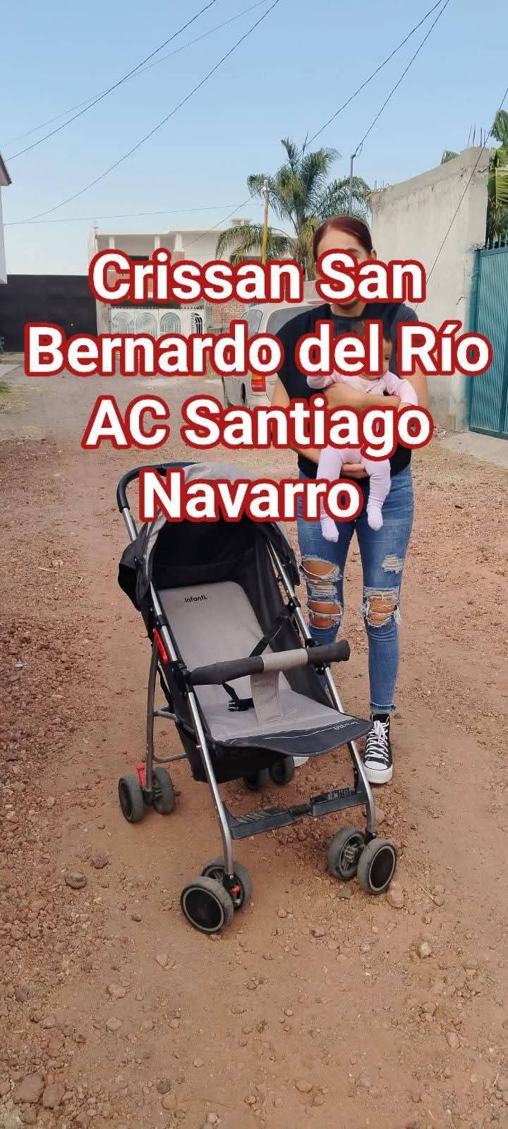 ENTREGANDO CARREOLAS EN JARAL DEL PROGRESO.