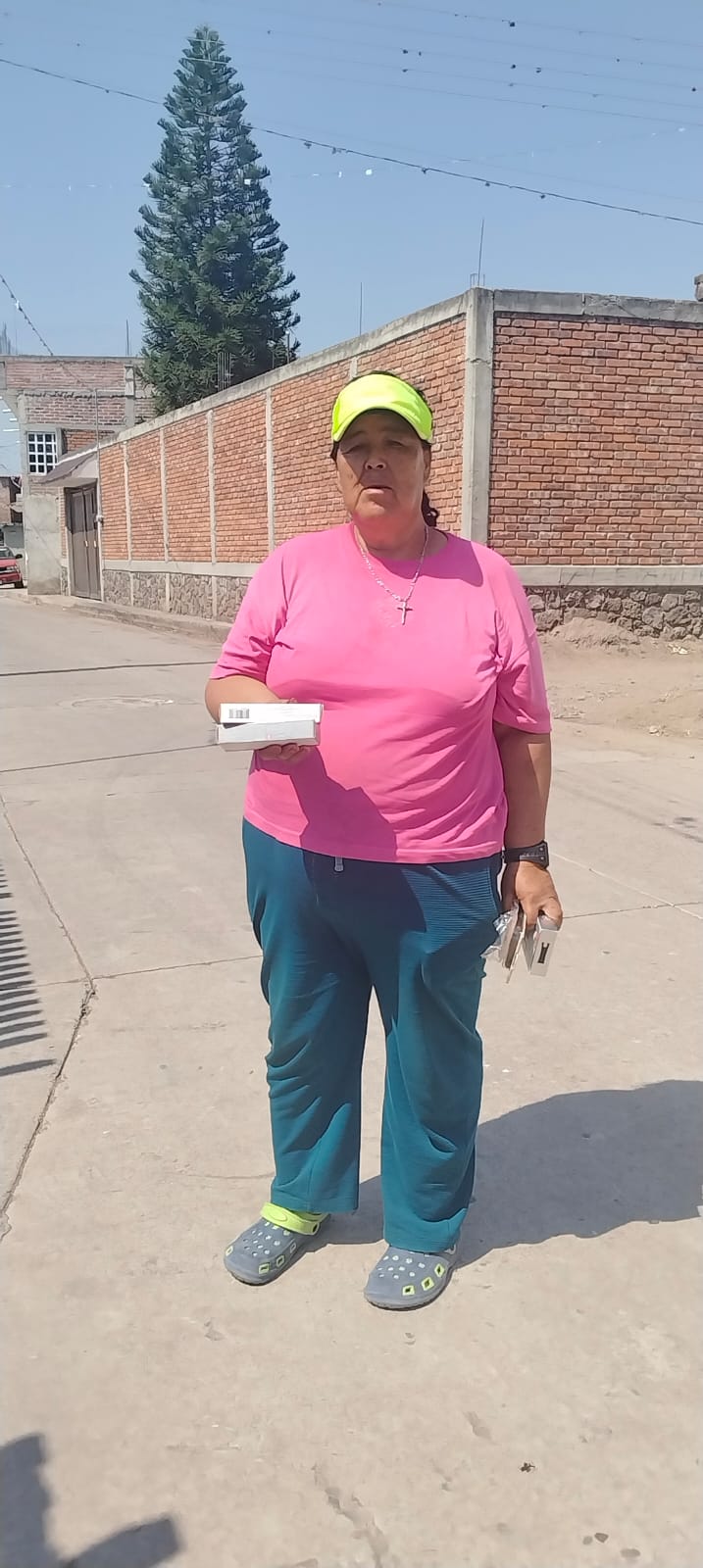 SEGUIMOS ENTREGANDO AYUDA A GENTE DE ZEMPOALA, JARAL DEL PROGRESO.
