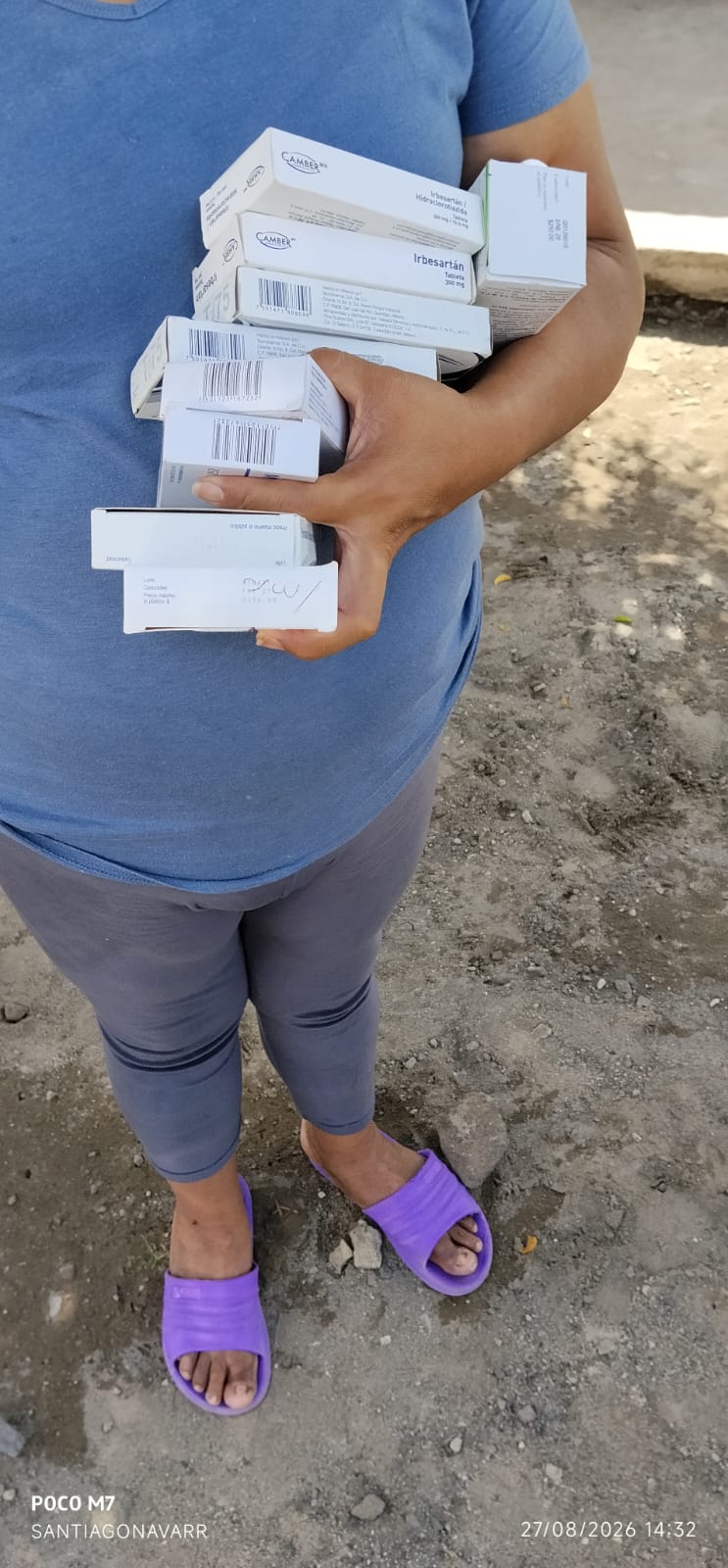 ENTREGA DE MEDICINA A DOMICILIO EN VALLE DE SANTIAGO, GRAN ALEGRIA AL RECIBIRNOS.