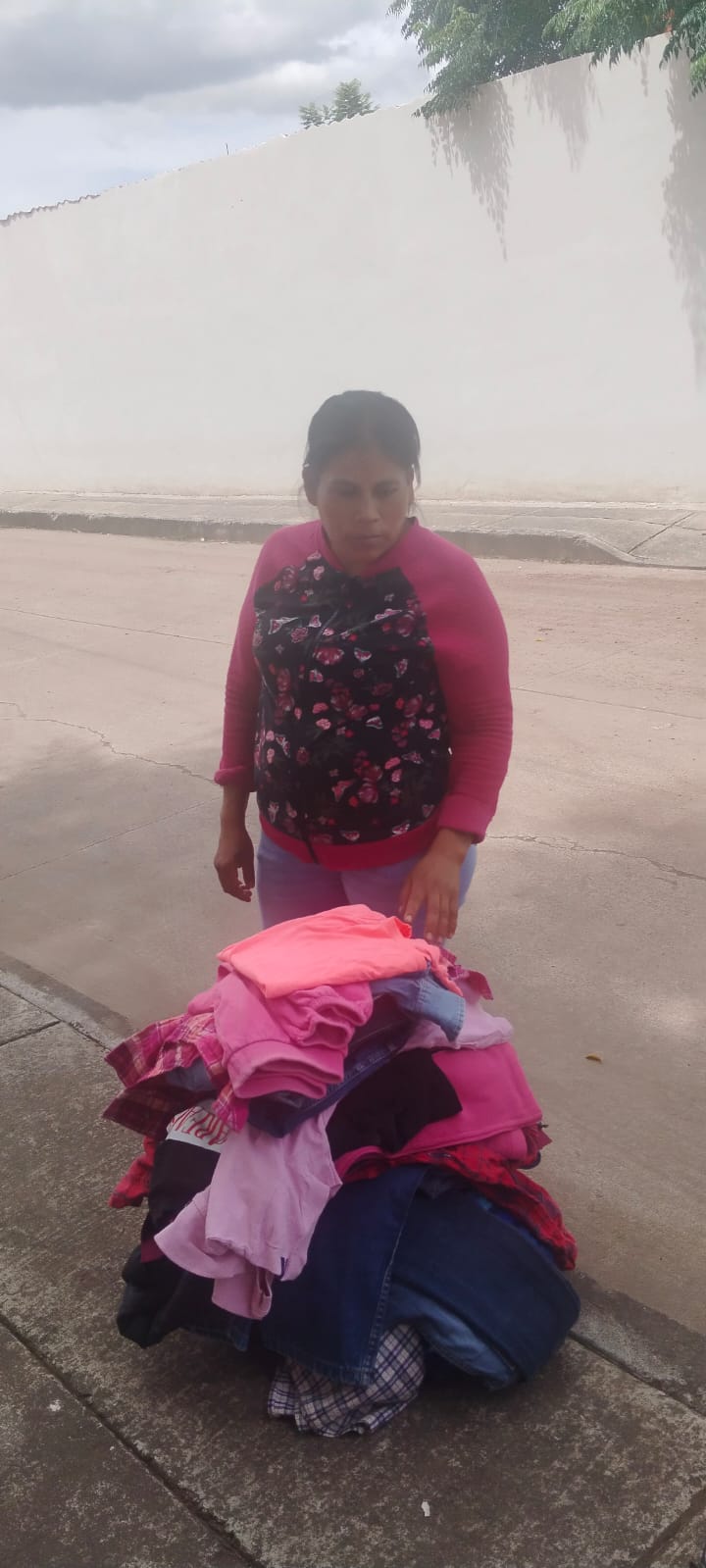 BRIGADA EN JARAL DEL PROGRESO, CRISSAN AYUDANDO DE CORAZON.